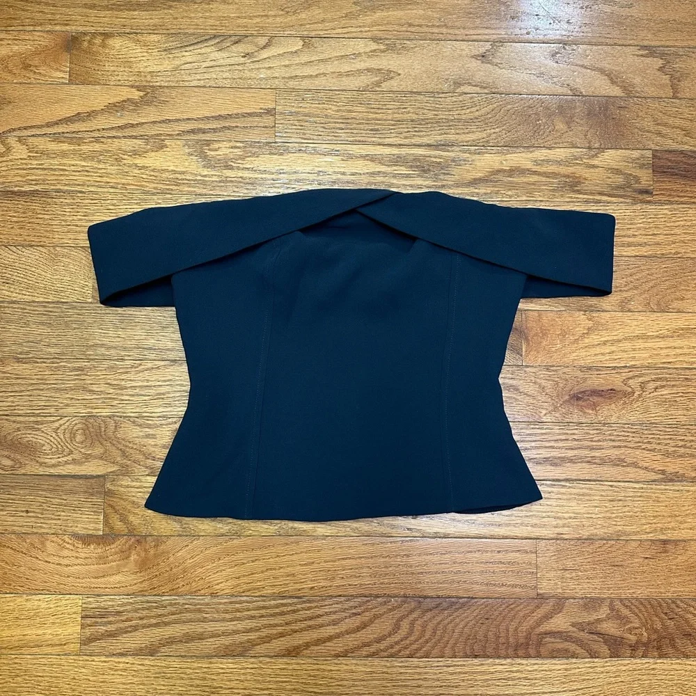 Aritzia Effortless Pant & Queens Top Set - Picture 3 of 15